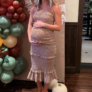 Midi Bodycon dress with flare detail